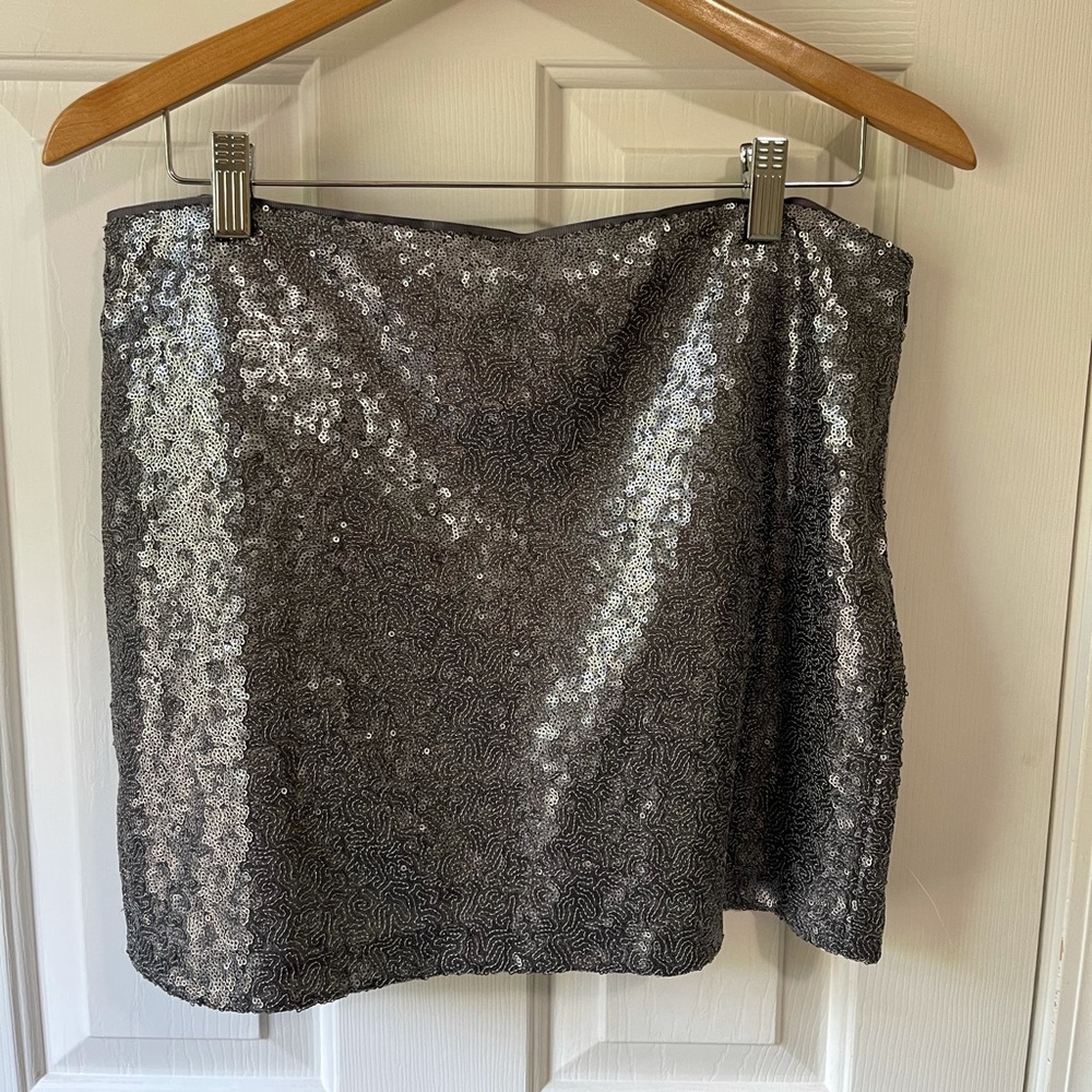 Gray/Silver sequin skirt with side zipper
